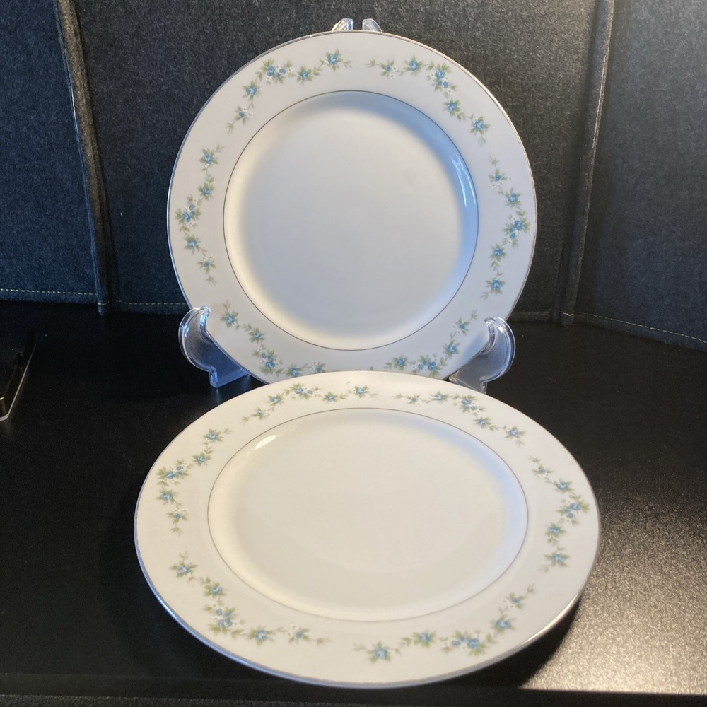 2 Renee Fine China Japan 3917 Dinner Plates Blue Floral Garland Silver Trim